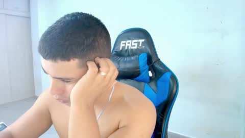 Snapshot of dantraxx chatting on 02.18.26 Dantraxx online show from 02.18.26