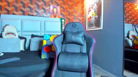 Dany online show from 02.23.25