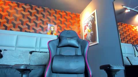 Dany online show from 02.25.25