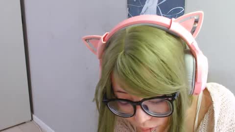 Snapshot of danyelleeyermann chatting on 05.11.26 danyelleeyermann online show from 05.11.26