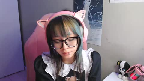 Snapshot of danyelleeyermann chatting on 05.12.26 danyelleeyermann online show from 05.12.26
