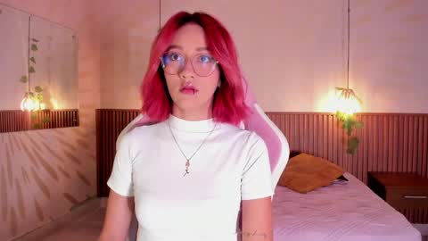 Daphne online show from 06.06.26