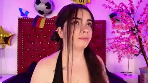 Daphne  online show from 07.17.26