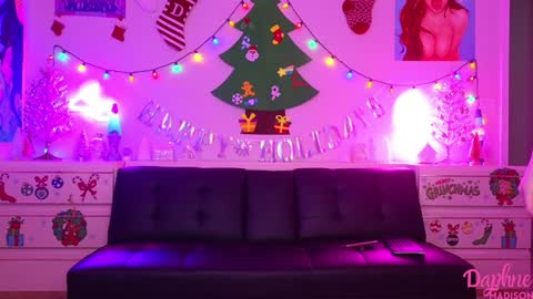 Daphne Madison online show from 12.19.24