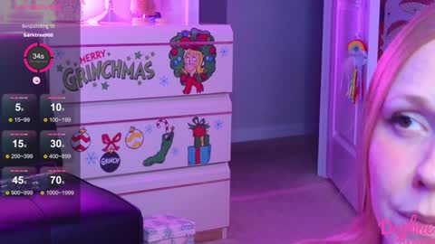 Daphne Madison online show from 01.14.25