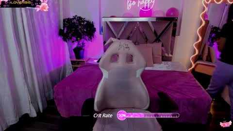 Snapshot of daphnne_tay chatting on 02.25.25 dhapnne online show from 02.25.25