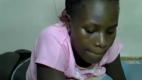 ESTHER online show from 02.28.25