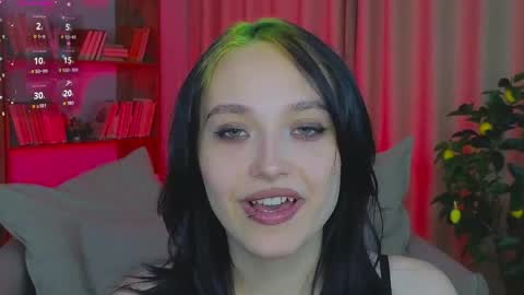 Darcy online show from 04.18.26