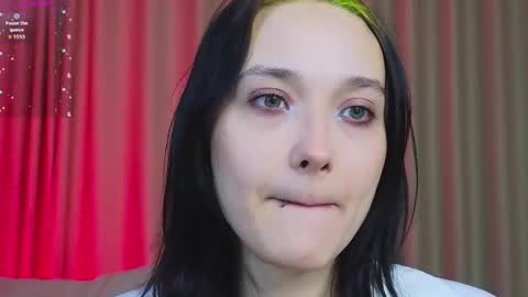 Darcy online show from 04.23.26