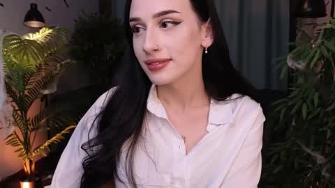 Snapshot of darineko__ chatting on 10.30.25 Darineko online show from 10.30.25