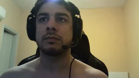 Snapshot of dario12rodriguez chatting on 10.16.25 dario12rodriguez online show from 10.16.25