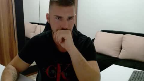 darius_94 online show from 10.01.25