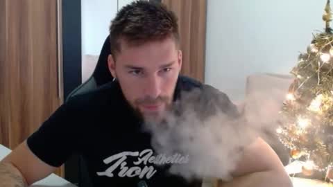 darius_94 online show from 12.22.25