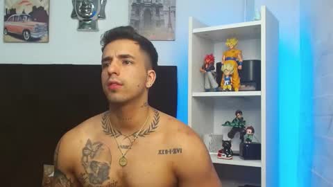 Darius Phoenix  online show from 02.28.25