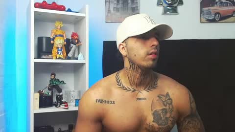 Darius Phoenix  online show from 03.11.25