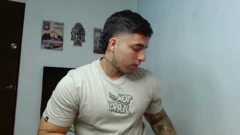 Darius Phoenix  online show from 10.26.25