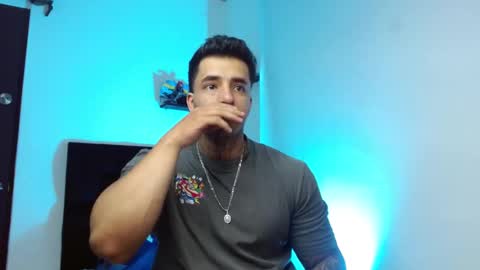 Darius Phoenix  online show from 02.26.26