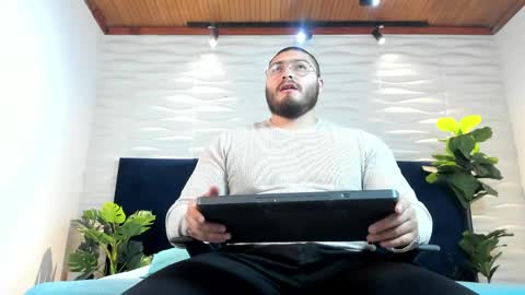 Darius online show from 04.27.26