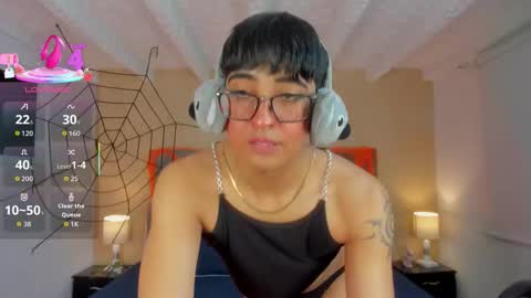Snapshot of dark_hairy_ chatting on 10.21.25 Andrew online show from 10.21.25