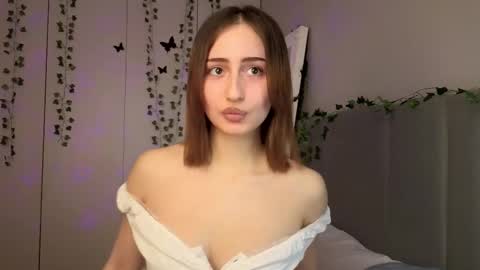 Snapshot of dark_project chatting on 12.03.25 Emily online show from 12.03.25