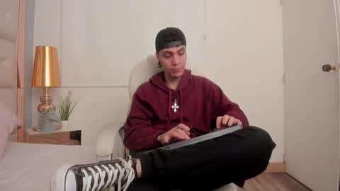 dark_sun333 online show from 11.16.25