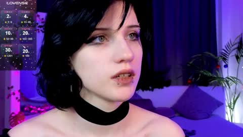 Snapshot of dark_vamp_ chatting on 12.26.24 Vamp  online show from 12.26.24