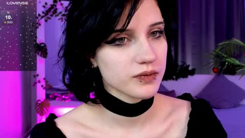 Snapshot of dark_vamp_ chatting on 12.26.24 Vamp  online show from 12.26.24