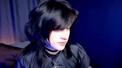 Snapshot of dark_vamp_ chatting on 09.29.25 Vamp  online show from 09.29.25