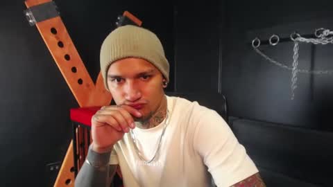 Snapshot of darkbenito chatting on 01.15.26 Benito online show from 01.15.26