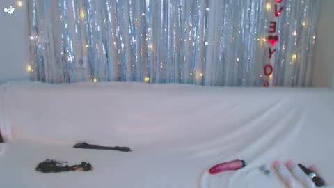 Snapshot of darkheto chatting on 02.28.25 Kelly online show from 02.28.25