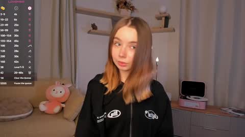 Elizabeth online show from 09.11.25