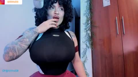 darknes_lilith18 online show from 02.08.25