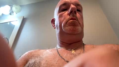 darknite083072 online show from 09.18.25