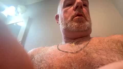 darknite083072 online show from 11.21.25