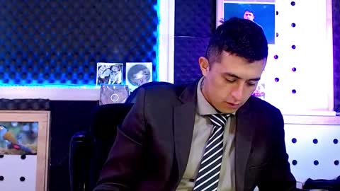 DARKO0717 online show from 02.21.25