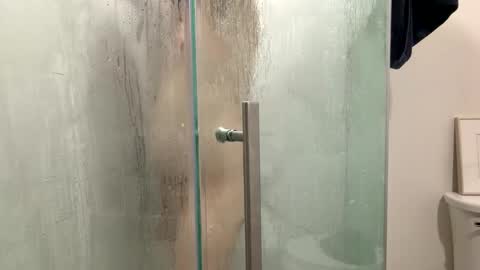 Snapshot of darkplayhouse chatting on 04.08.26 darkplayhouse online show from 04.08.26