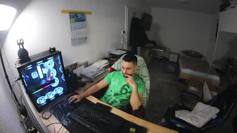 Snapshot of darkschneider_ chatting on 01.11.25 darkschneider_ online show from 01.11.25