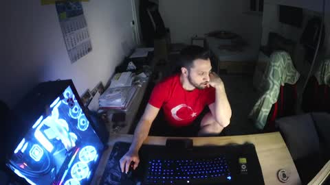 Snapshot of darkschneider_ chatting on 01.26.25 darkschneider_ online show from 01.26.25