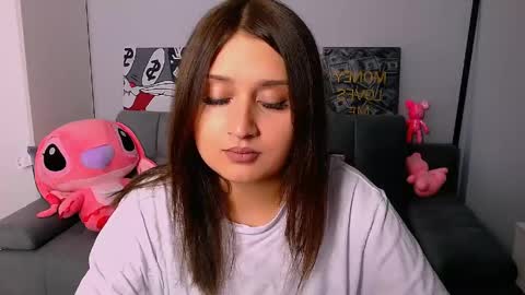 Amelie online show from 04.21.26