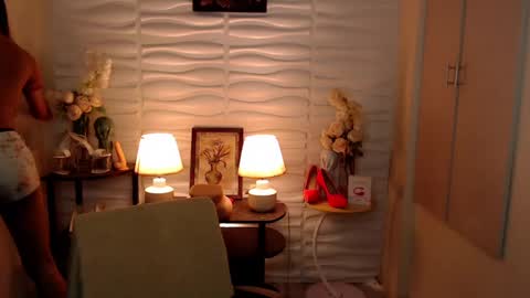 Snapshot of darksoul_mistress chatting on 12.16.24 HAPPY BIRTHDAY MISTRESS MADRIANA online show from 12.16.24