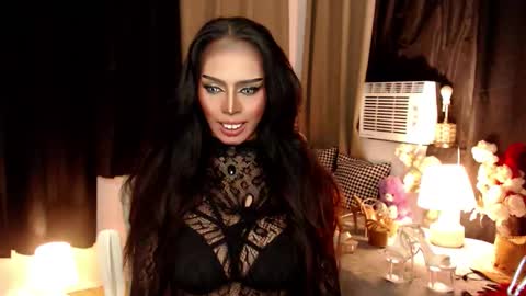 Snapshot of darksoul_mistress chatting on 10.28.25 HAPPY BIRTHDAY MISTRESS MADRIANA online show from 10.28.25