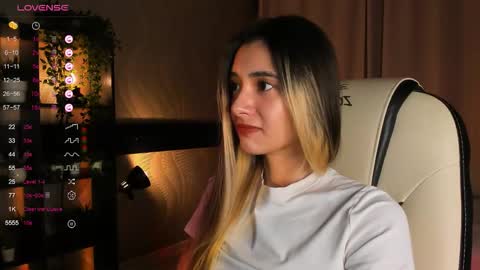 Belle online show from 10.15.25