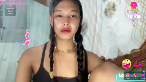 Snapshot of darling_sweetheartxx chatting on 05.24.26 YOUR ATHENA online show from 05.24.26