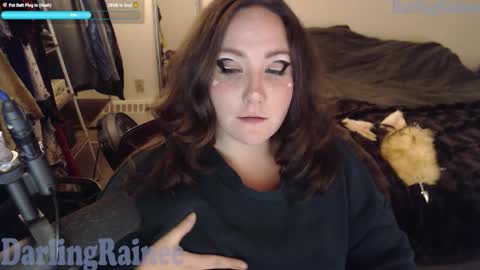DarlingRainee online show from 10.18.25