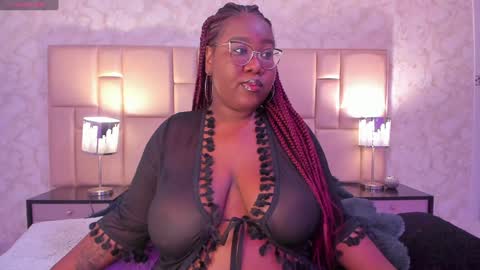  Darnell Queen online show from 01.05.25