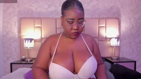  Darnell Queen online show from 02.24.25