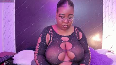  Darnell Queen online show from 09.11.25