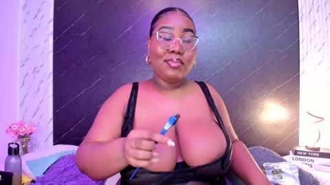  Darnell Queen online show from 10.06.25