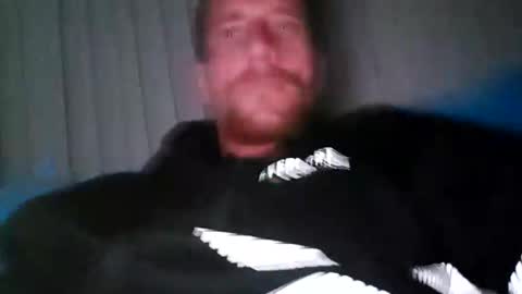 Snapshot of darts921 chatting on 04.25.26 James online show from 04.25.26