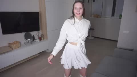 Snapshot of dasha_brown chatting on 03.31.26 Dasha online show from 03.31.26